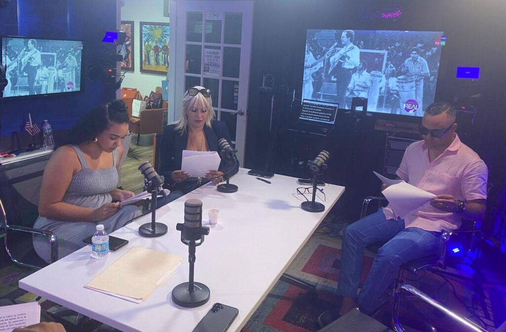 1 TV HISPANIC