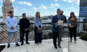 rene-garcia-convoca-rueda-prensa-abordar-el-tema-la-inmigracion (1)g