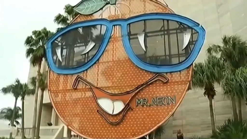 122922-big-orange-miami-new-years-e1672308553446 ESTA ES